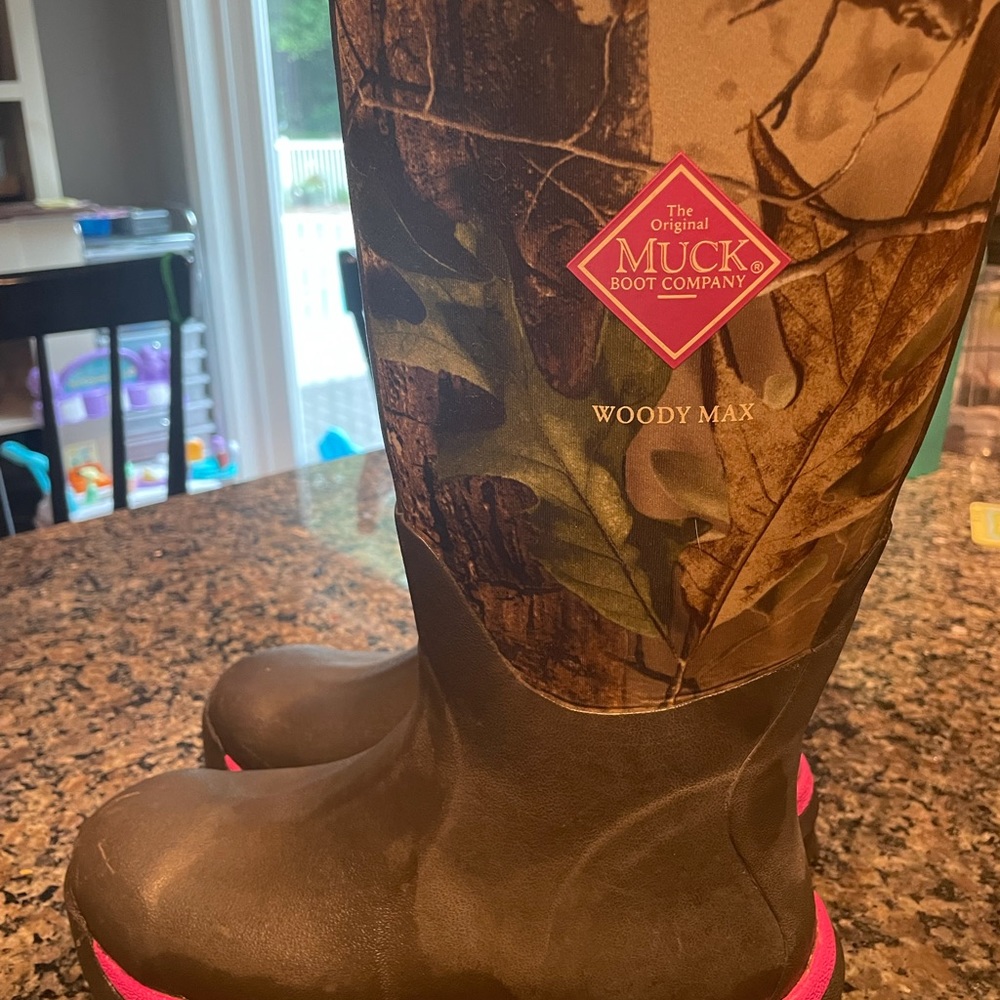 Women’s 6/37 mossy oak pink winter boots